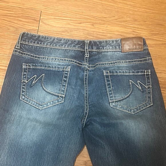 Maurices Blue Flare Wide Leg Jeans Size 5/6 Short Good Condition Make an Offer! - Picture 7 of 11